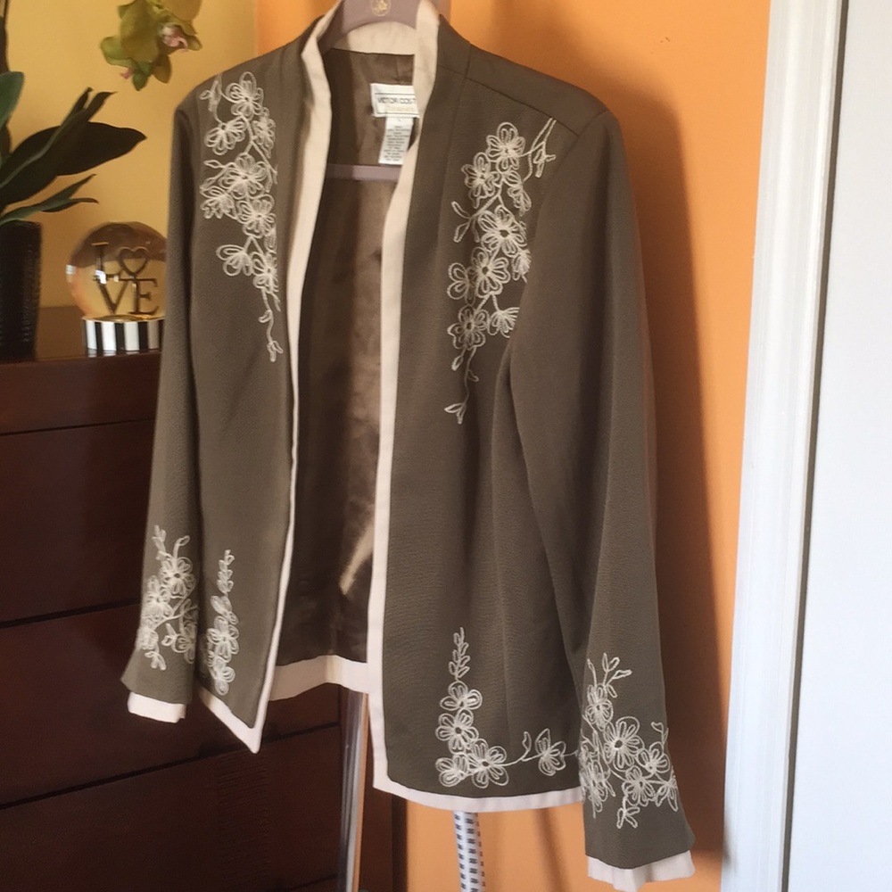 VÍCTOR COSTA. Blazer.